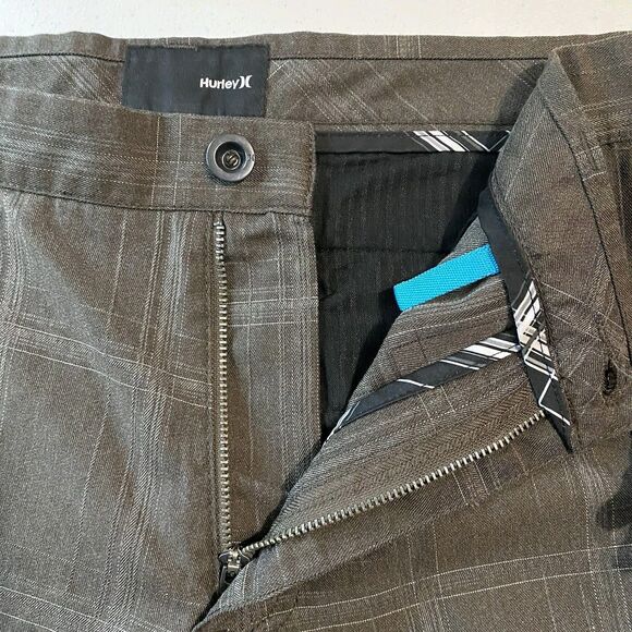 HURLEY Mens Chino Shorts Size 36 (Tag Says 34) Gray Striped - Picture 1 of 11